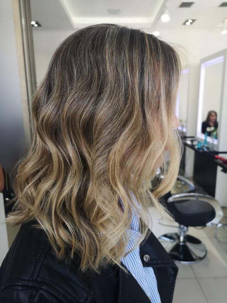 Peluquería especializada en Coloración y Estilo en san Carlo de apoquinto