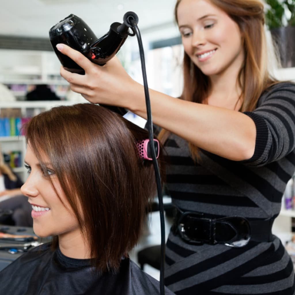 Nuestras estilistas son expertas en el cuidado capilar