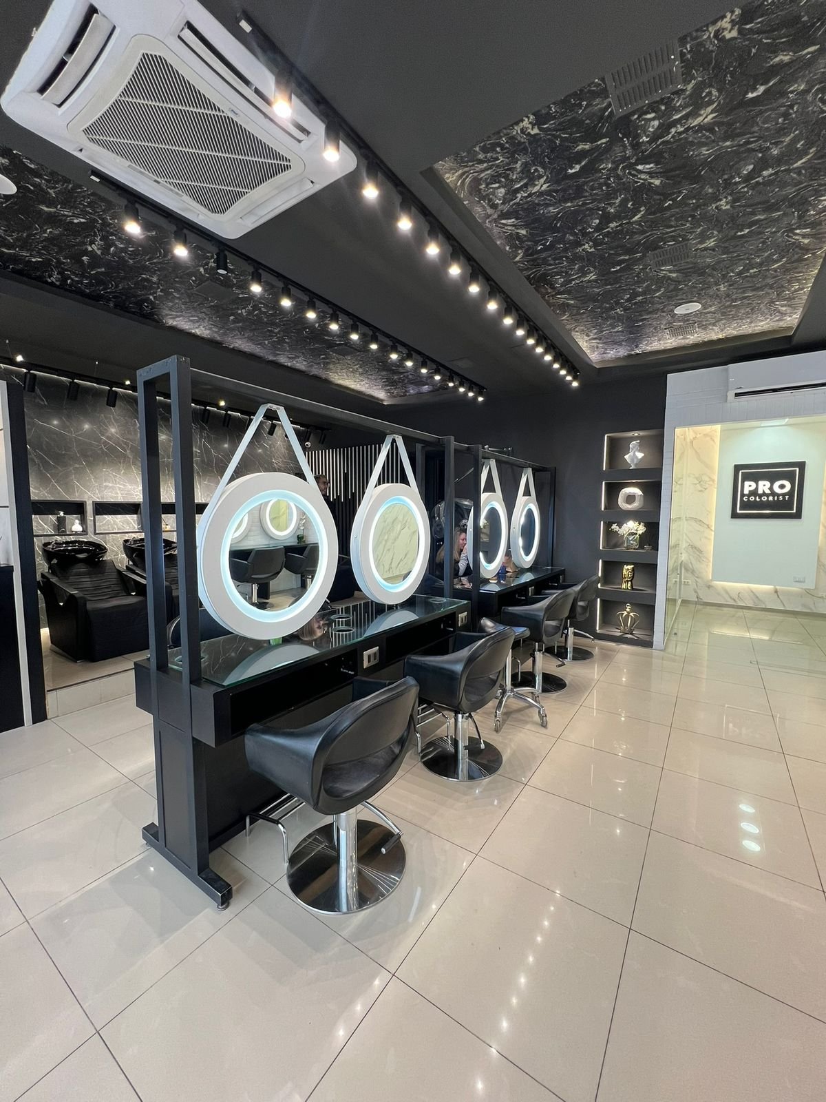 PRO COLORIST - LAS CONDES LOGO